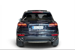 Musta Porsche Cayenne 2017 kuva 3.