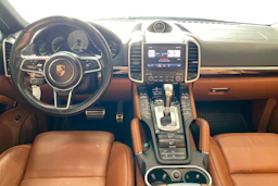 Musta Porsche Cayenne 2017 kuva 7.