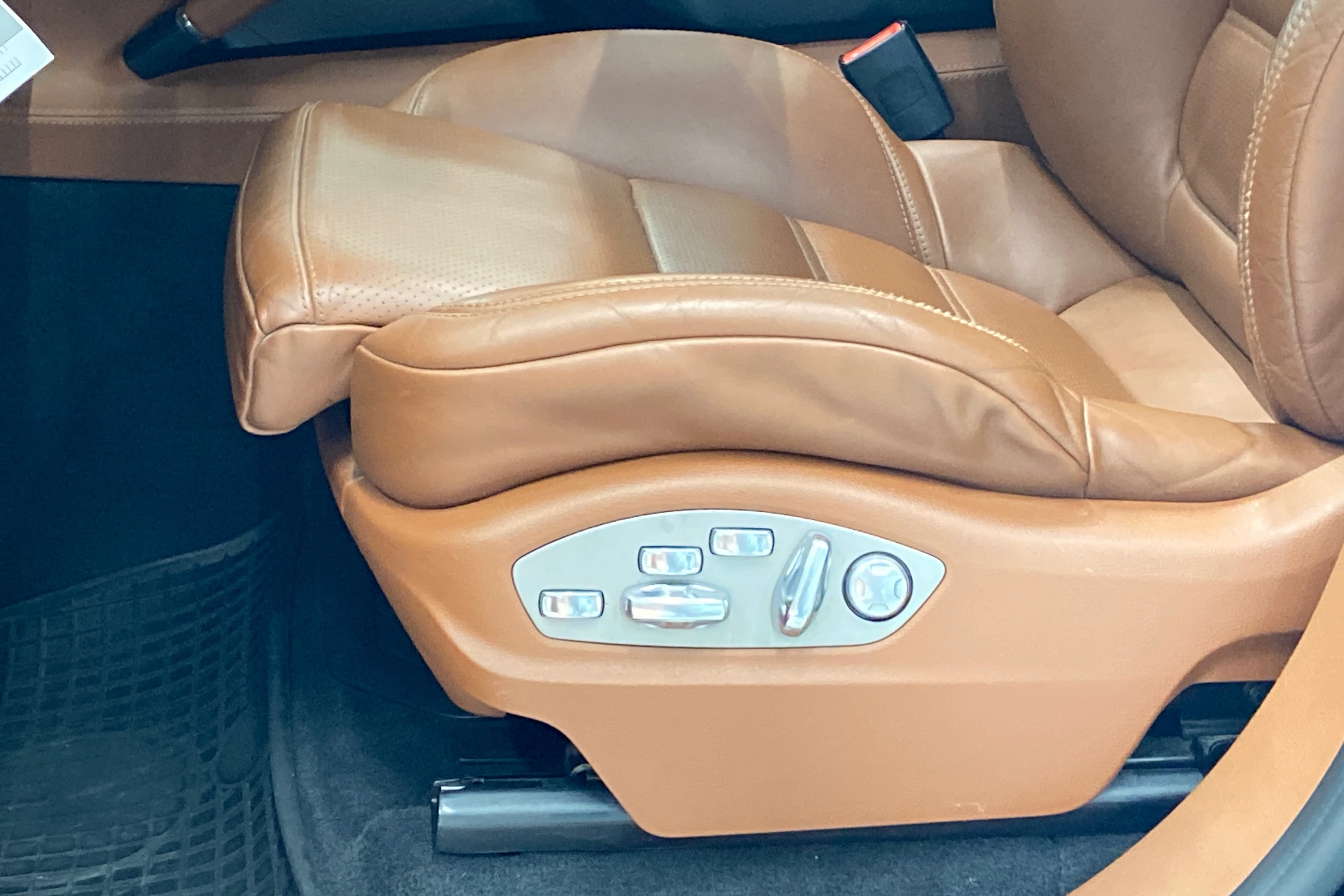 Musta Porsche Cayenne 2017 kuva 11.