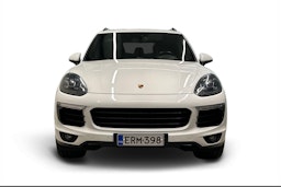Valkoinen Porsche Cayenne 2017 kuva 4.