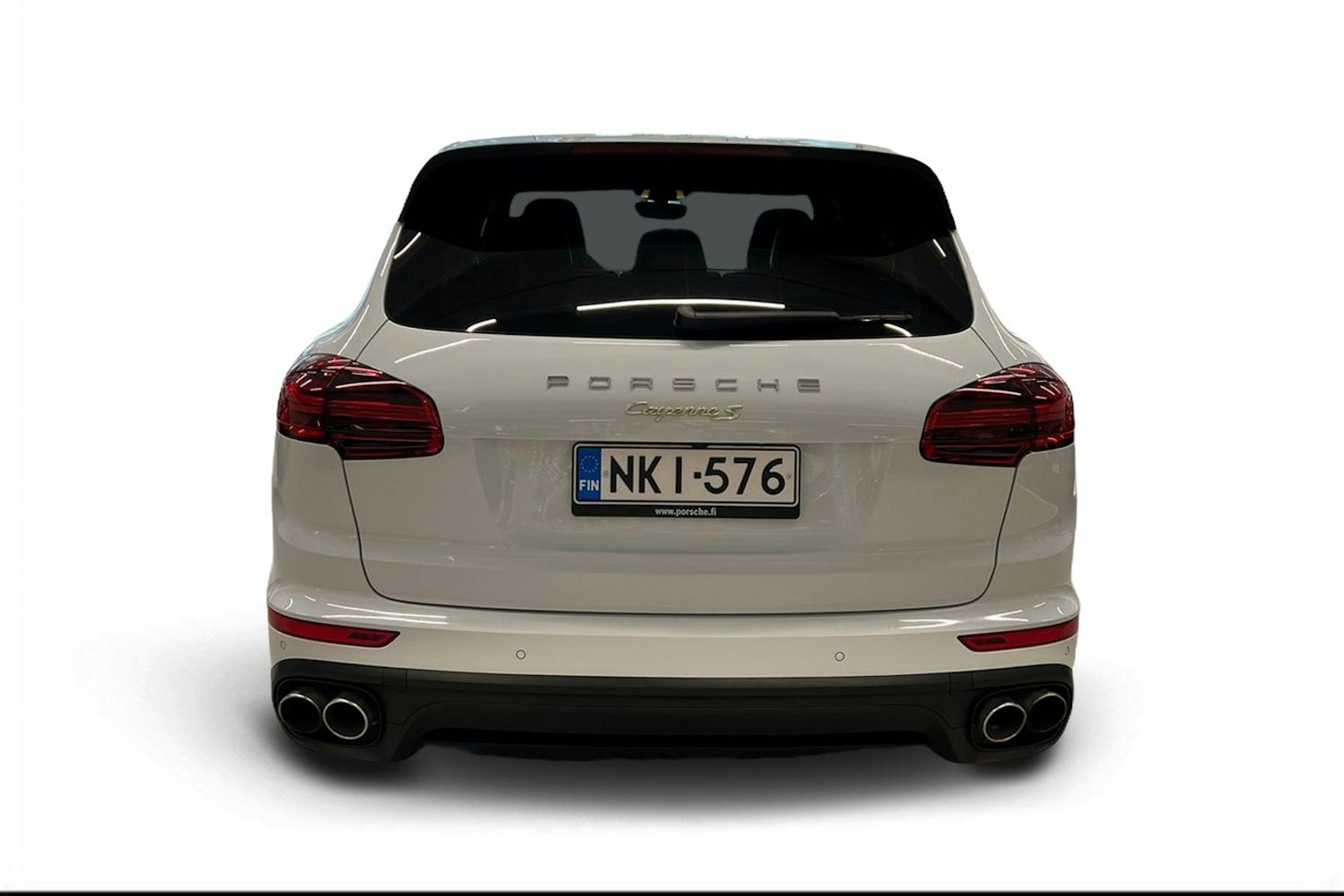 Valkoinen Porsche Cayenne 2017 kuva 3.