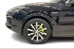 Musta Porsche Cayenne 2018 kuva 8.