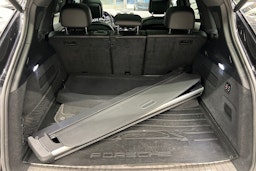 Musta Porsche Cayenne 2018 kuva 9.