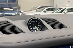 Musta Porsche Cayenne 2018 kuva 14.