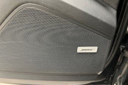 Musta Porsche Cayenne 2018 kuva 17.