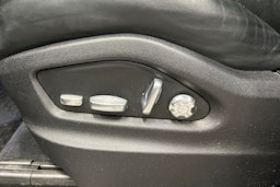 Musta Porsche Cayenne 2018 kuva 20.