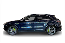 sininen Porsche Cayenne 2018 kuva 5.