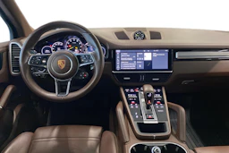 sininen Porsche Cayenne 2018 kuva 7.