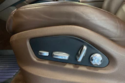sininen Porsche Cayenne 2018 kuva 11.