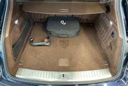 sininen Porsche Cayenne 2018 kuva 15.