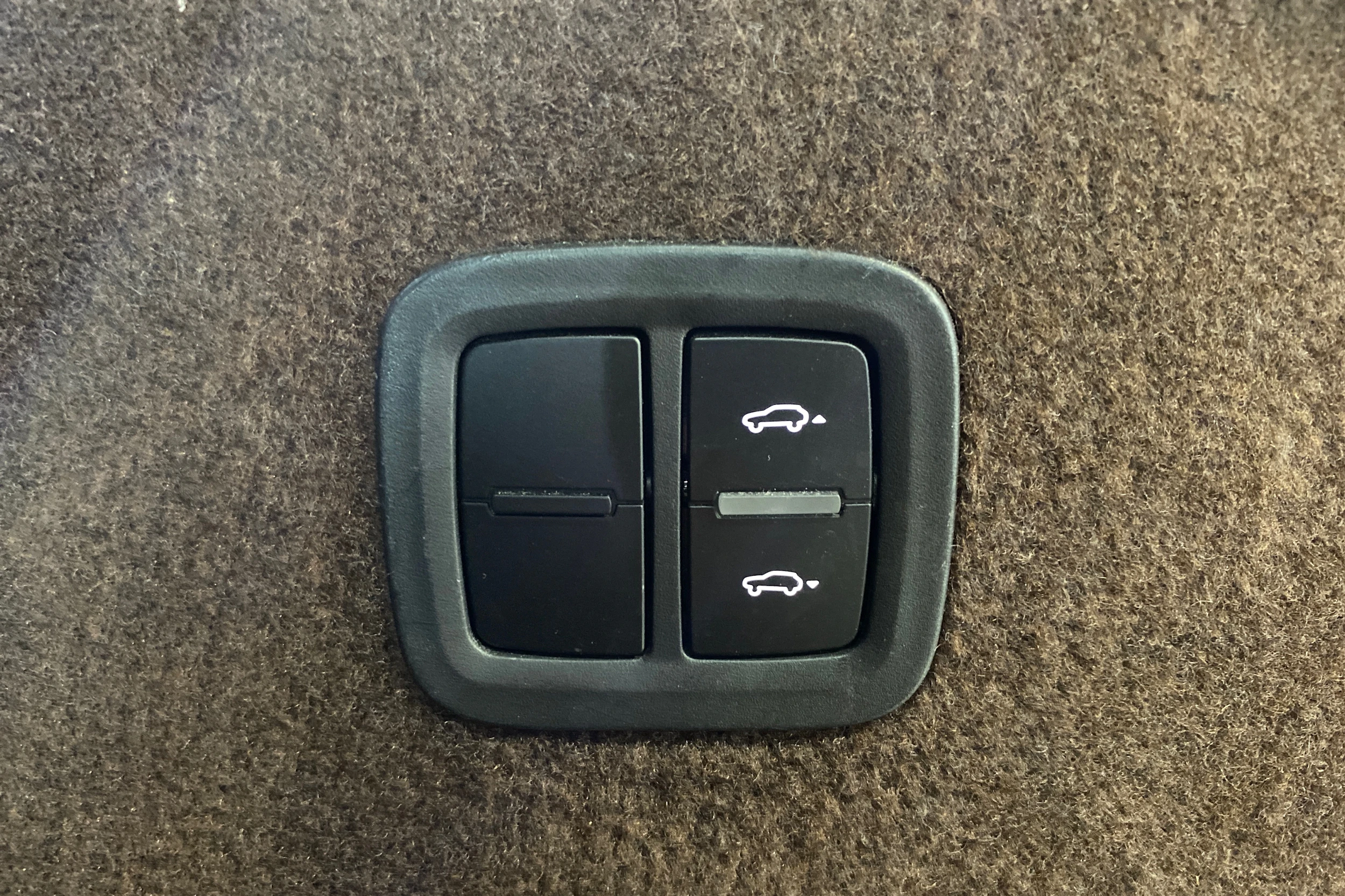 sininen Porsche Cayenne 2018 kuva 16.