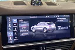 sininen Porsche Cayenne 2018 kuva 19.