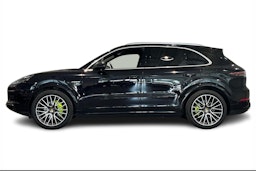 Musta Porsche Cayenne 2018 kuva 5.