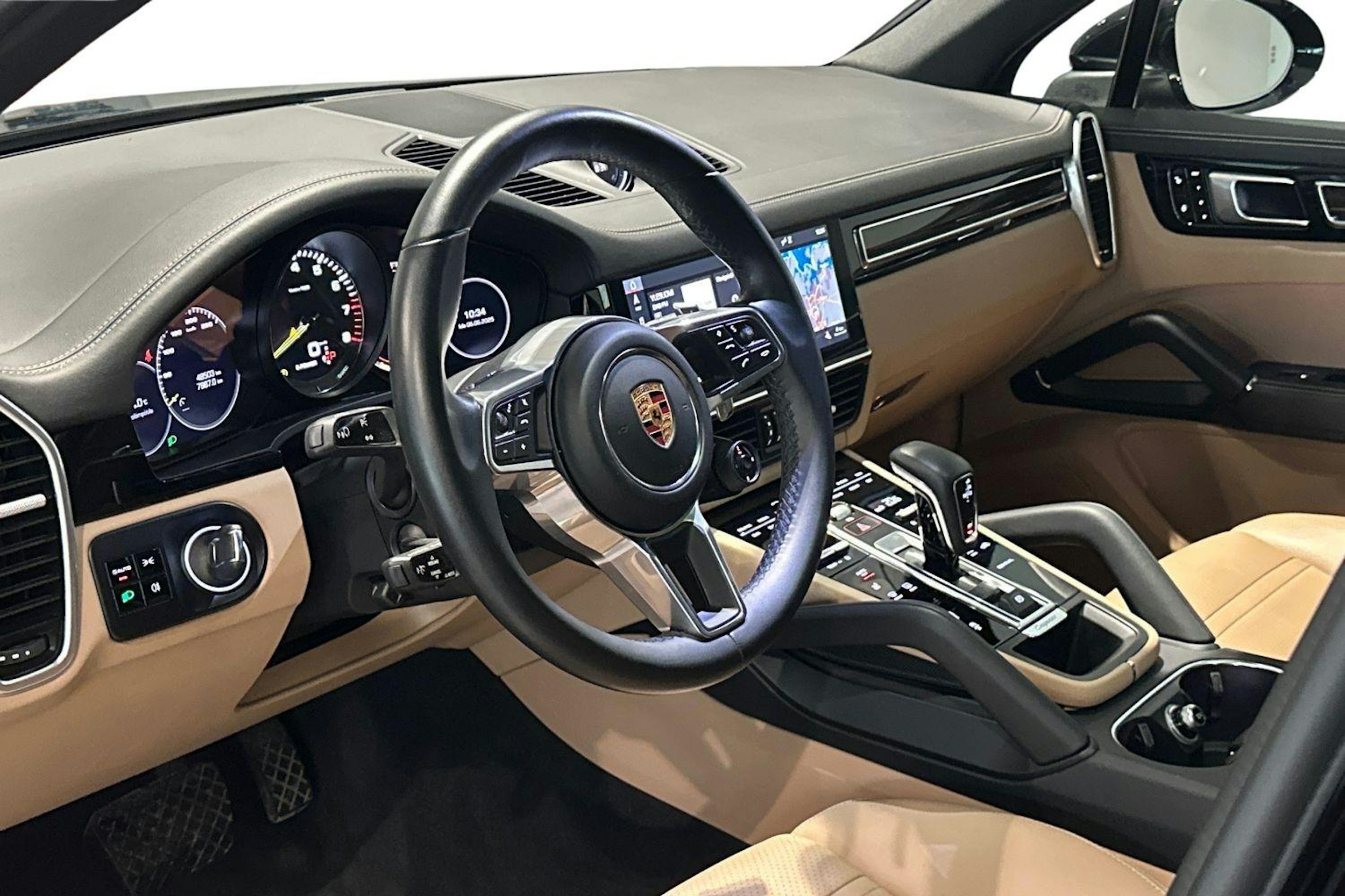 Musta Porsche Cayenne 2018 kuva 6.