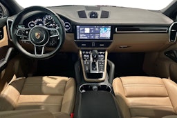 Musta Porsche Cayenne 2018 kuva 7.