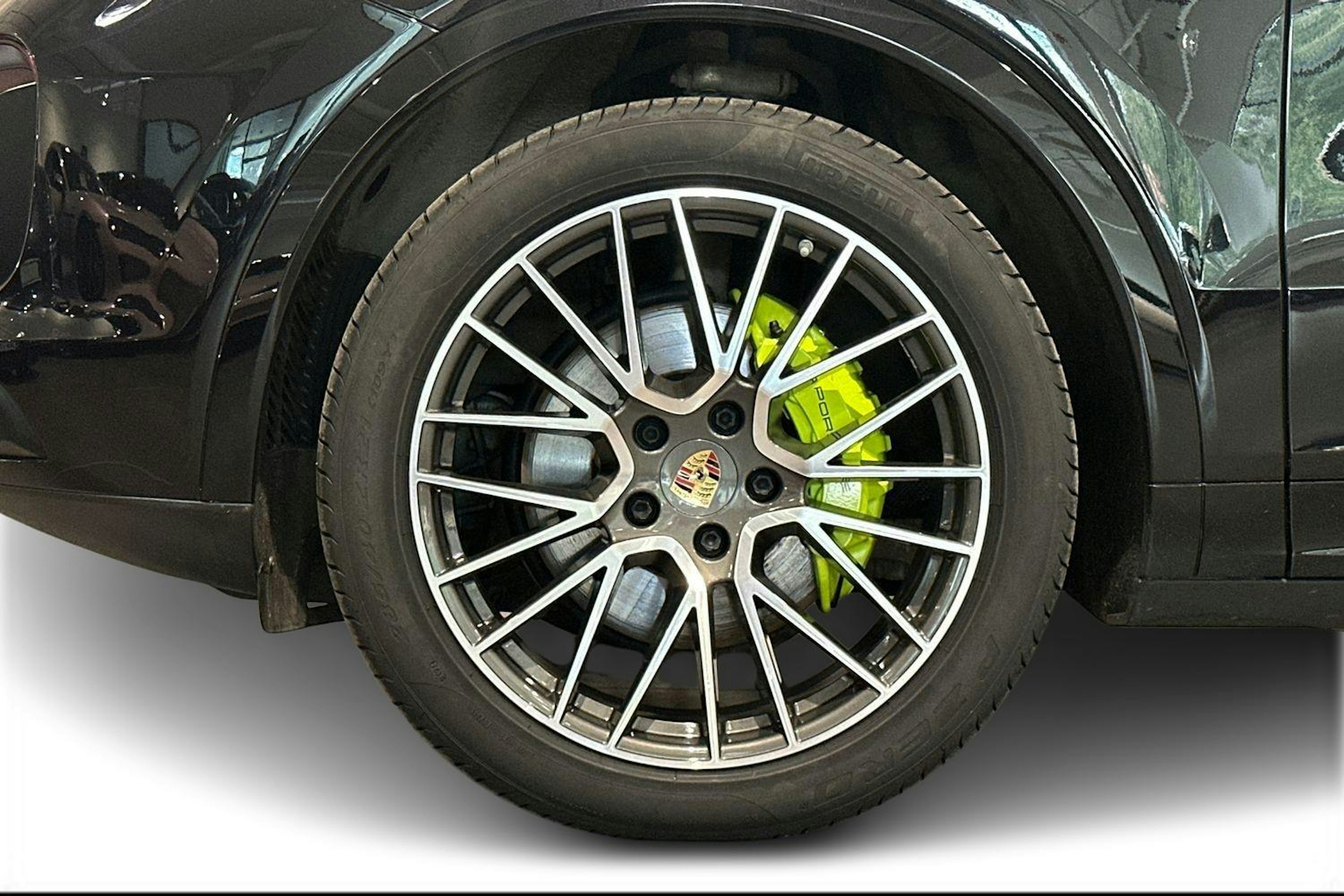 Musta Porsche Cayenne 2018 kuva 9.