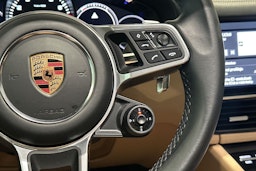 Musta Porsche Cayenne 2018 kuva 11.