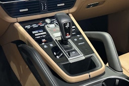 Musta Porsche Cayenne 2018 kuva 13.