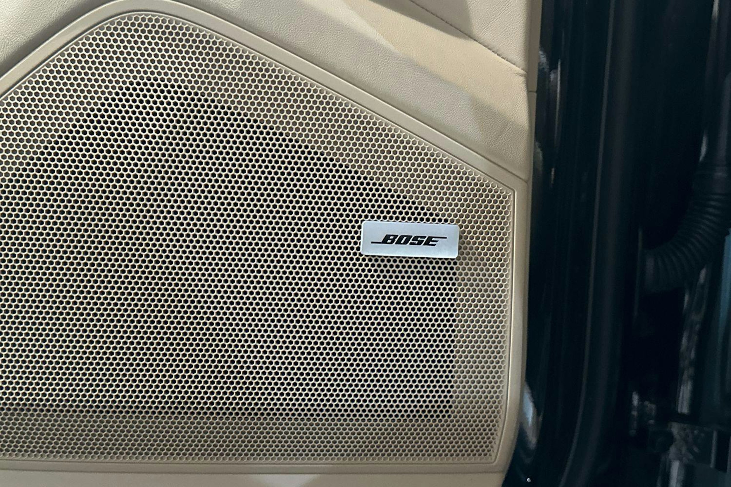 Musta Porsche Cayenne 2018 kuva 17.