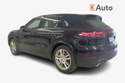 musta Porsche Cayenne 2018 kuva 2.