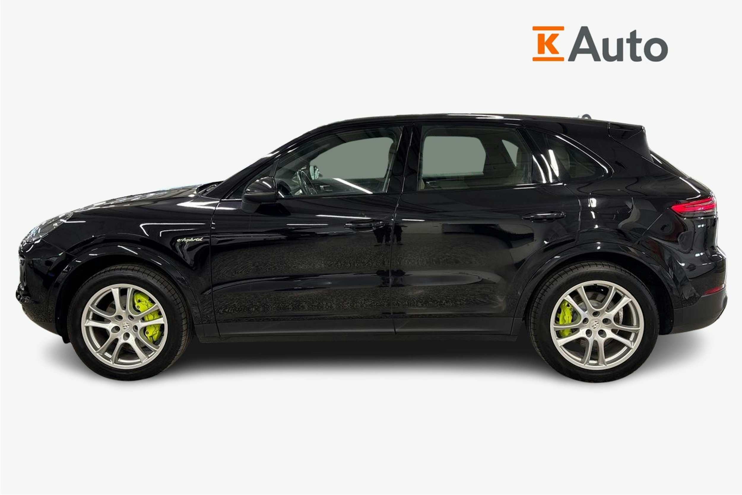 musta Porsche Cayenne 2018 kuva 6.