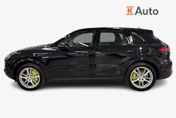 musta Porsche Cayenne 2018 kuva 6.