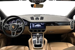 musta Porsche Cayenne 2018 kuva 9.