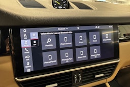 musta Porsche Cayenne 2018 kuva 15.