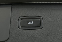 musta Porsche Cayenne 2018 kuva 34.