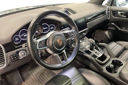 Sininen Porsche Cayenne 2018 kuva 6.