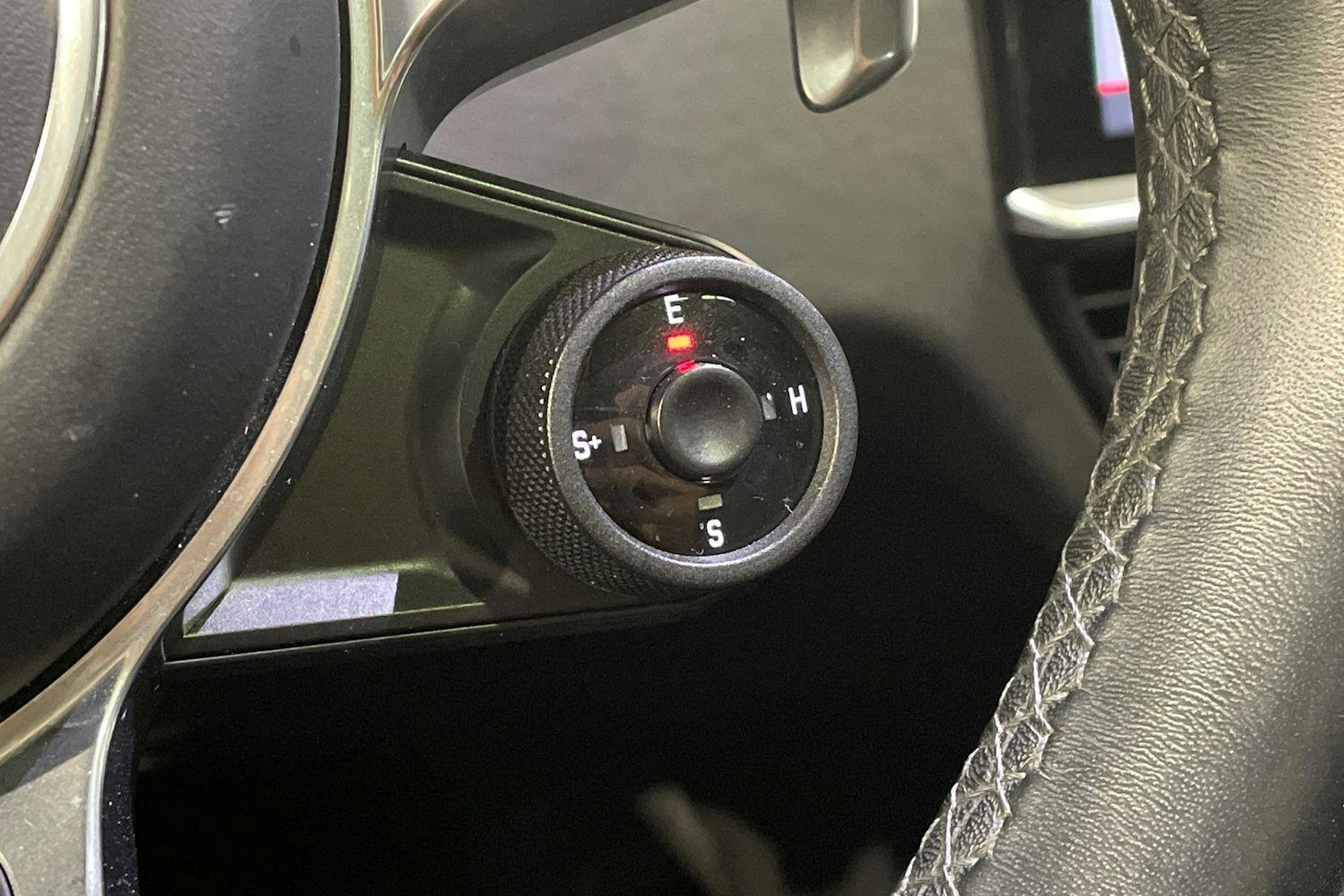 Sininen Porsche Cayenne 2018 kuva 14.