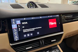musta Porsche Cayenne 2018 kuva 19.