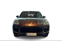 Ruskea (beige) Porsche Cayenne 2018 kuva 4.