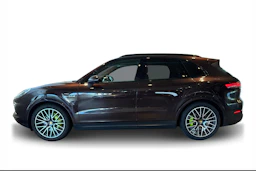 Ruskea (beige) Porsche Cayenne 2018 kuva 5.