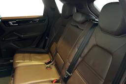 Ruskea (beige) Porsche Cayenne 2018 kuva 8.