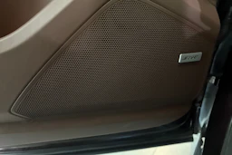 Ruskea (beige) Porsche Cayenne 2018 kuva 12.