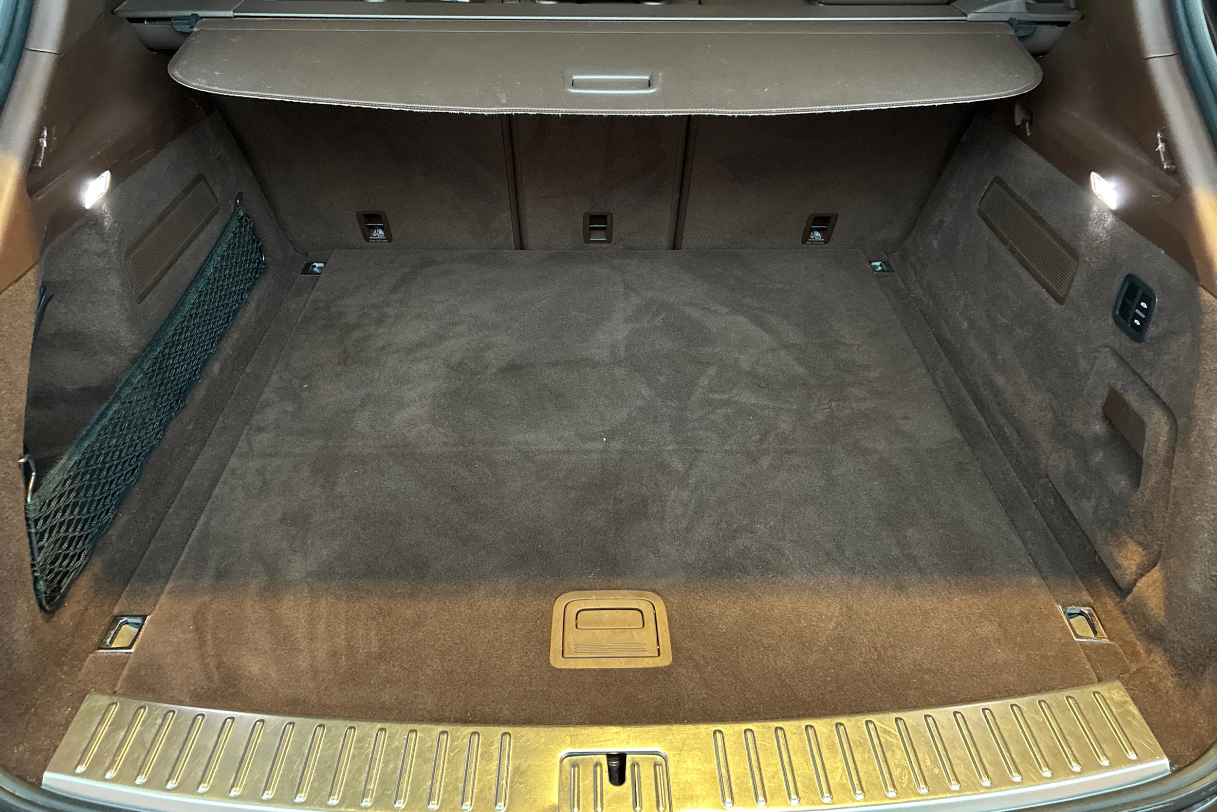 Ruskea (beige) Porsche Cayenne 2018 kuva 21.