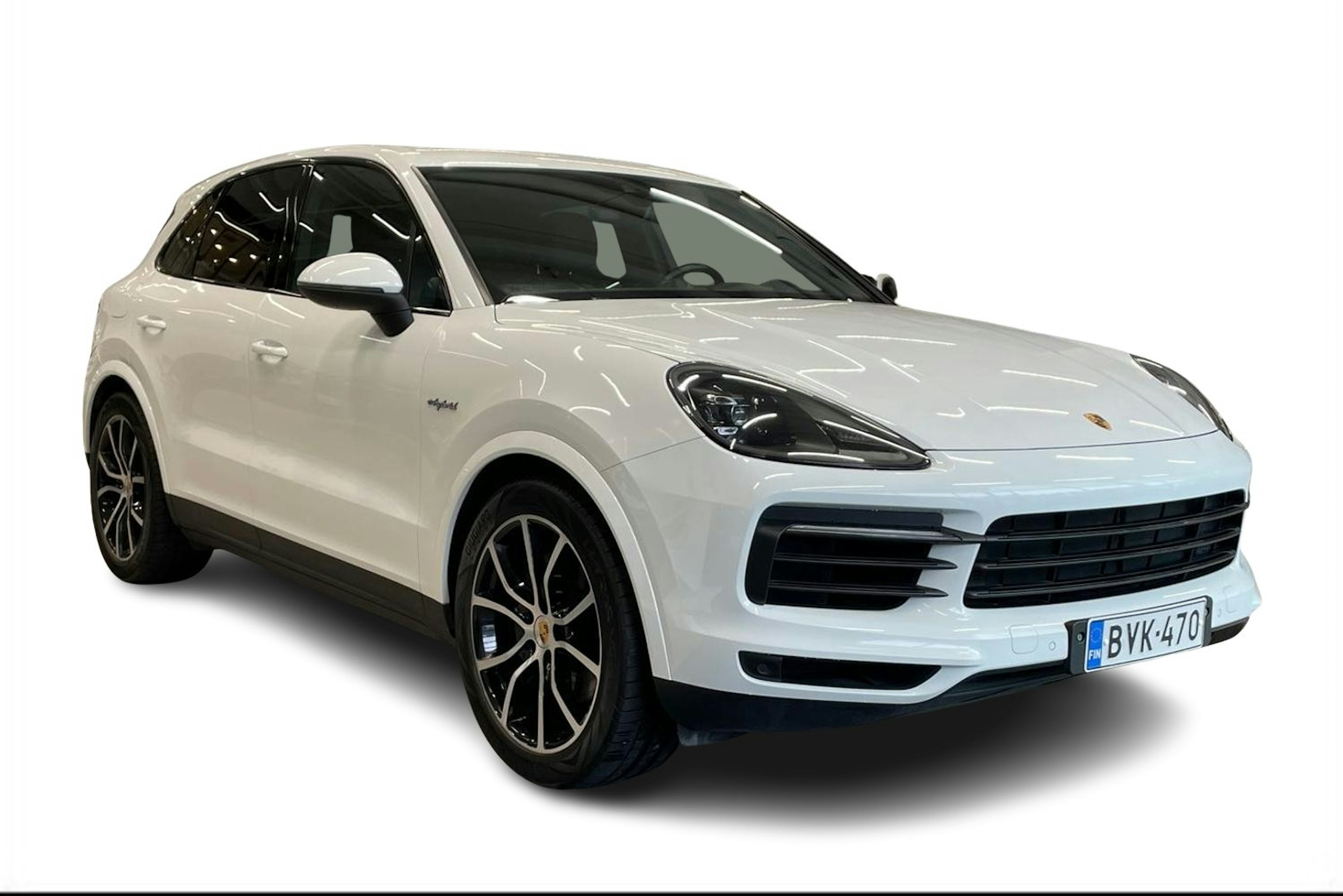 valkoinen Porsche Cayenne 2019 kuva 1.