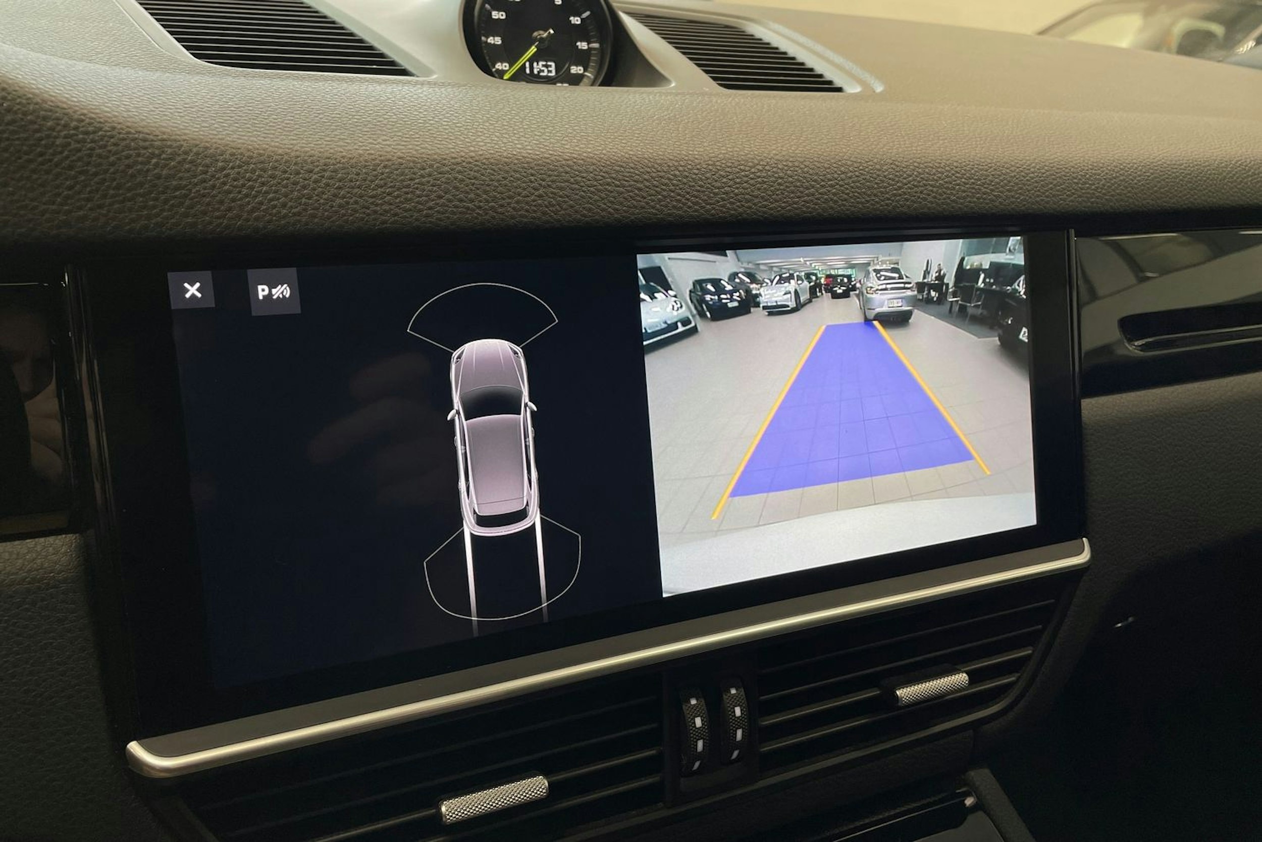 valkoinen Porsche Cayenne 2019 kuva 14.