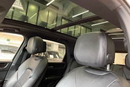 valkoinen Porsche Cayenne 2019 kuva 17.