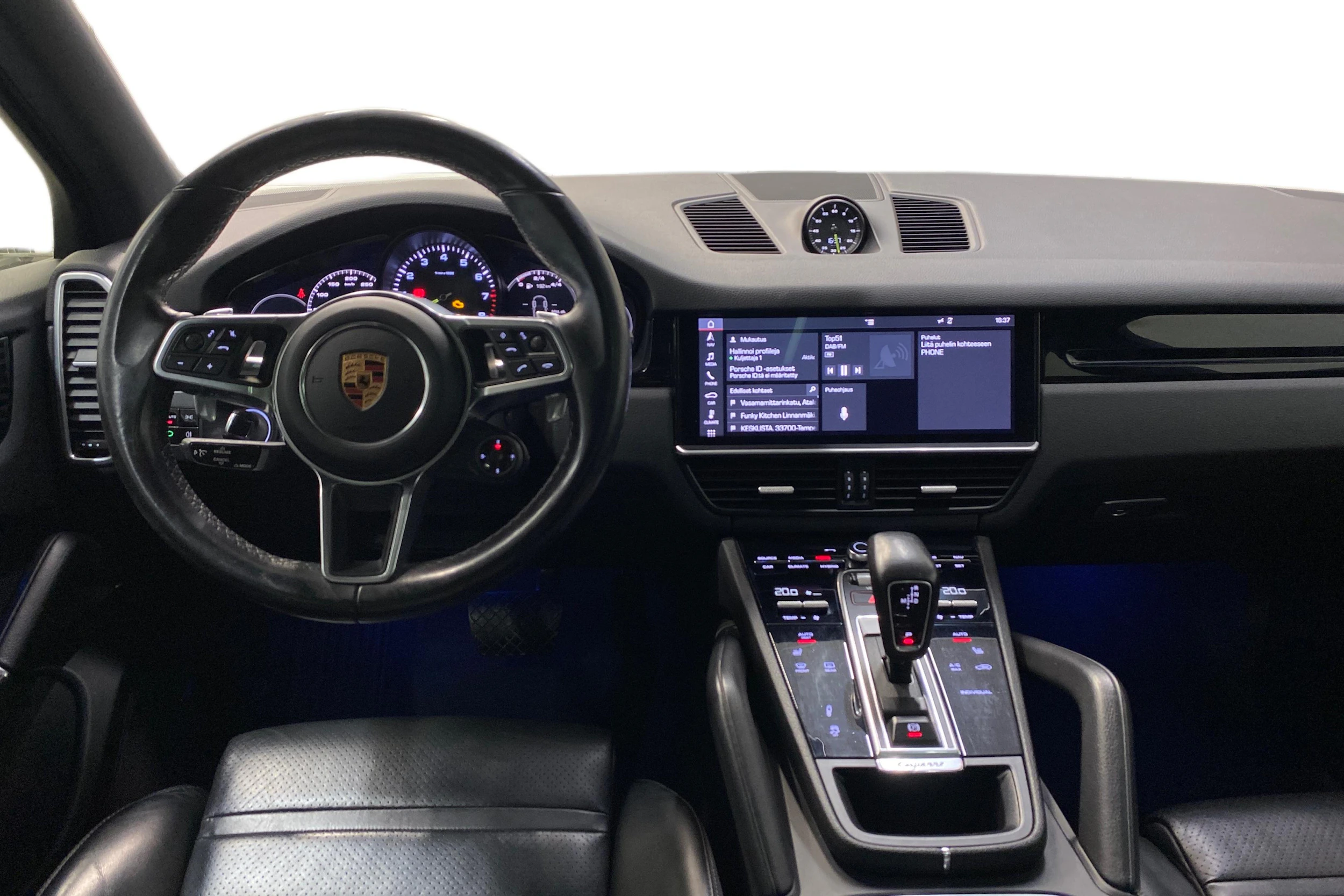 Musta Porsche Cayenne 2019 kuva 7.