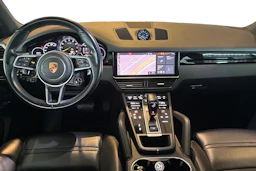 Harmaa Porsche Cayenne 2019 kuva 7.