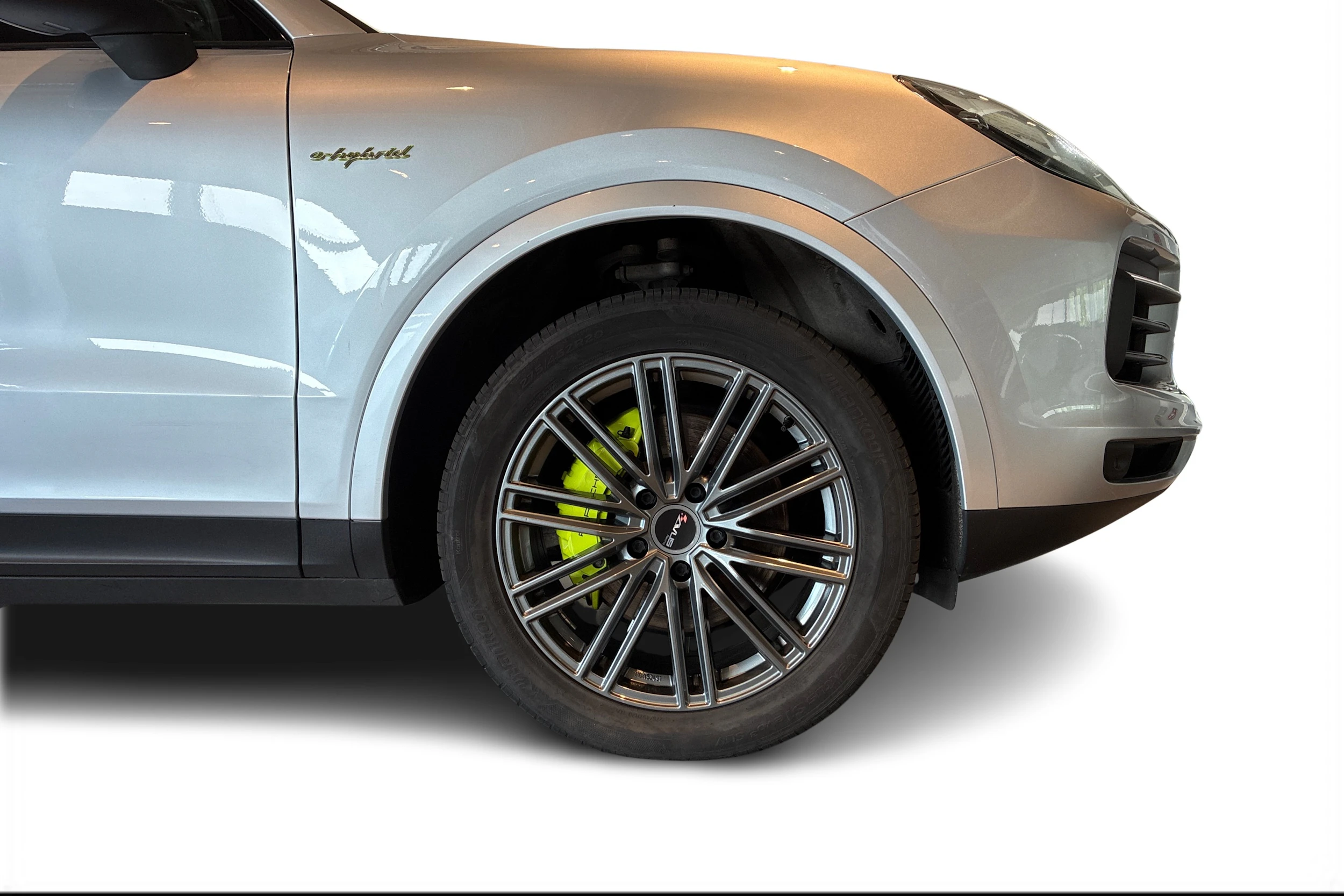 Harmaa Porsche Cayenne 2019 kuva 9.