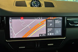Harmaa Porsche Cayenne 2019 kuva 15.