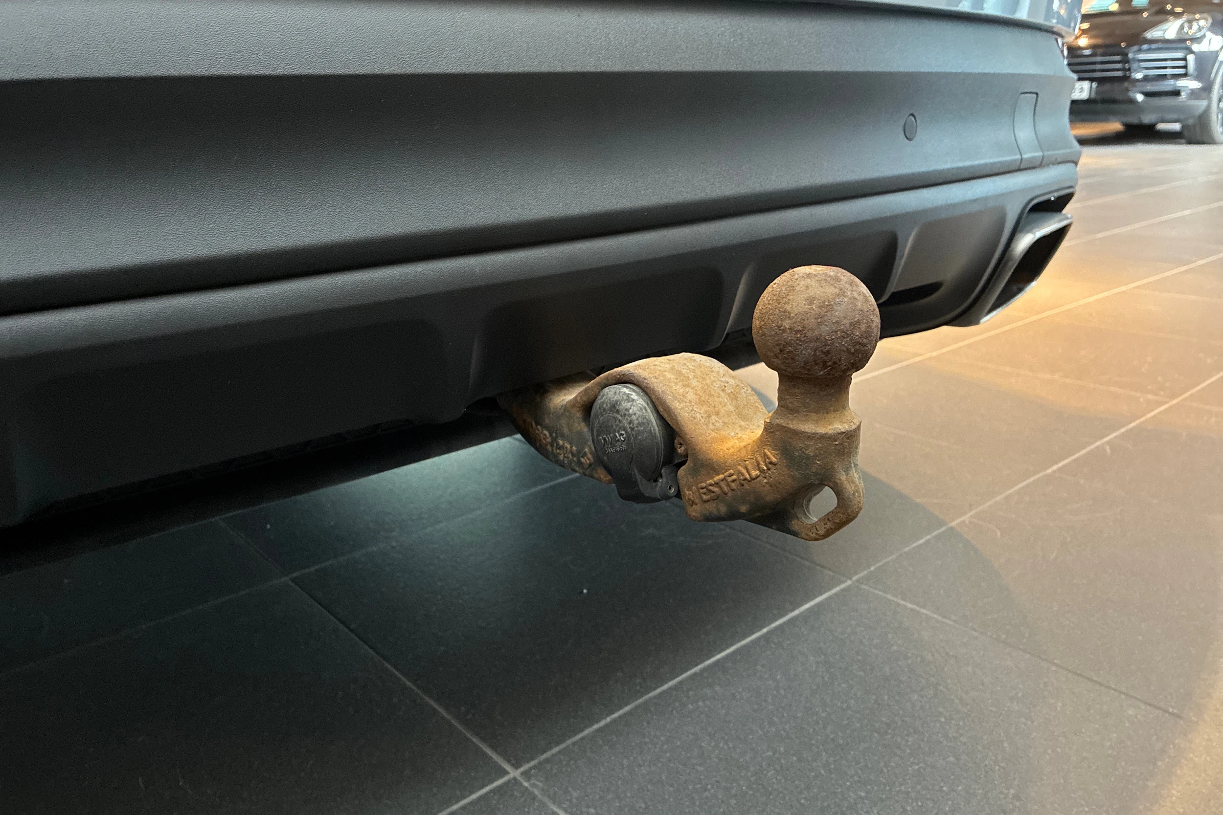 Harmaa Porsche Cayenne 2019 kuva 24.
