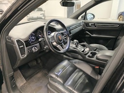 musta Porsche Cayenne 2019 kuva 3.