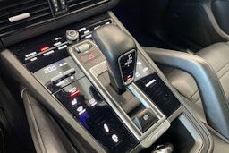 musta Porsche Cayenne 2019 kuva 13.