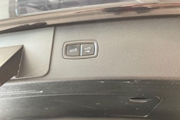 musta Porsche Cayenne 2019 kuva 23.
