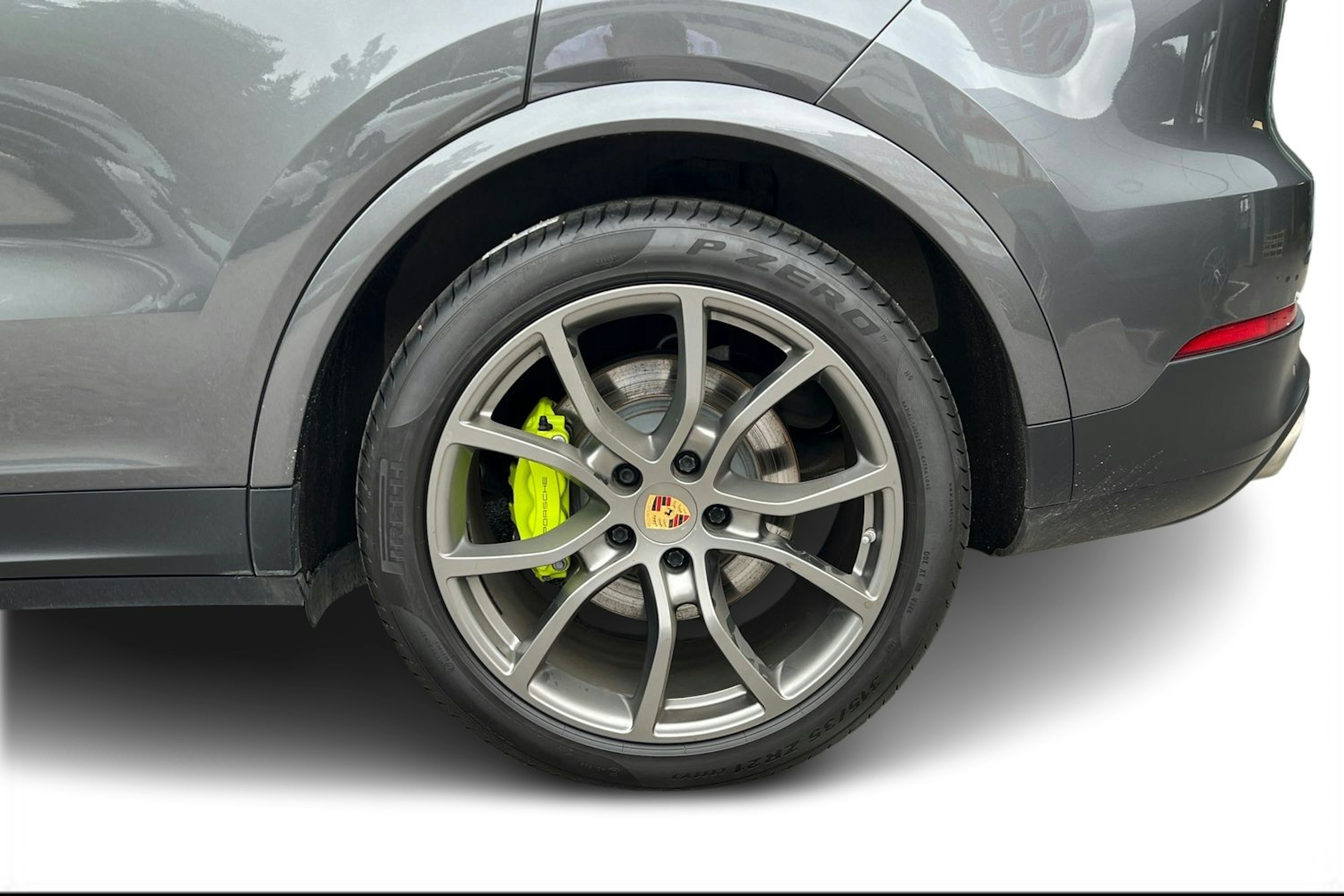 Harmaa Porsche Cayenne 2019 kuva 7.