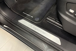 Harmaa Porsche Cayenne 2019 kuva 12.
